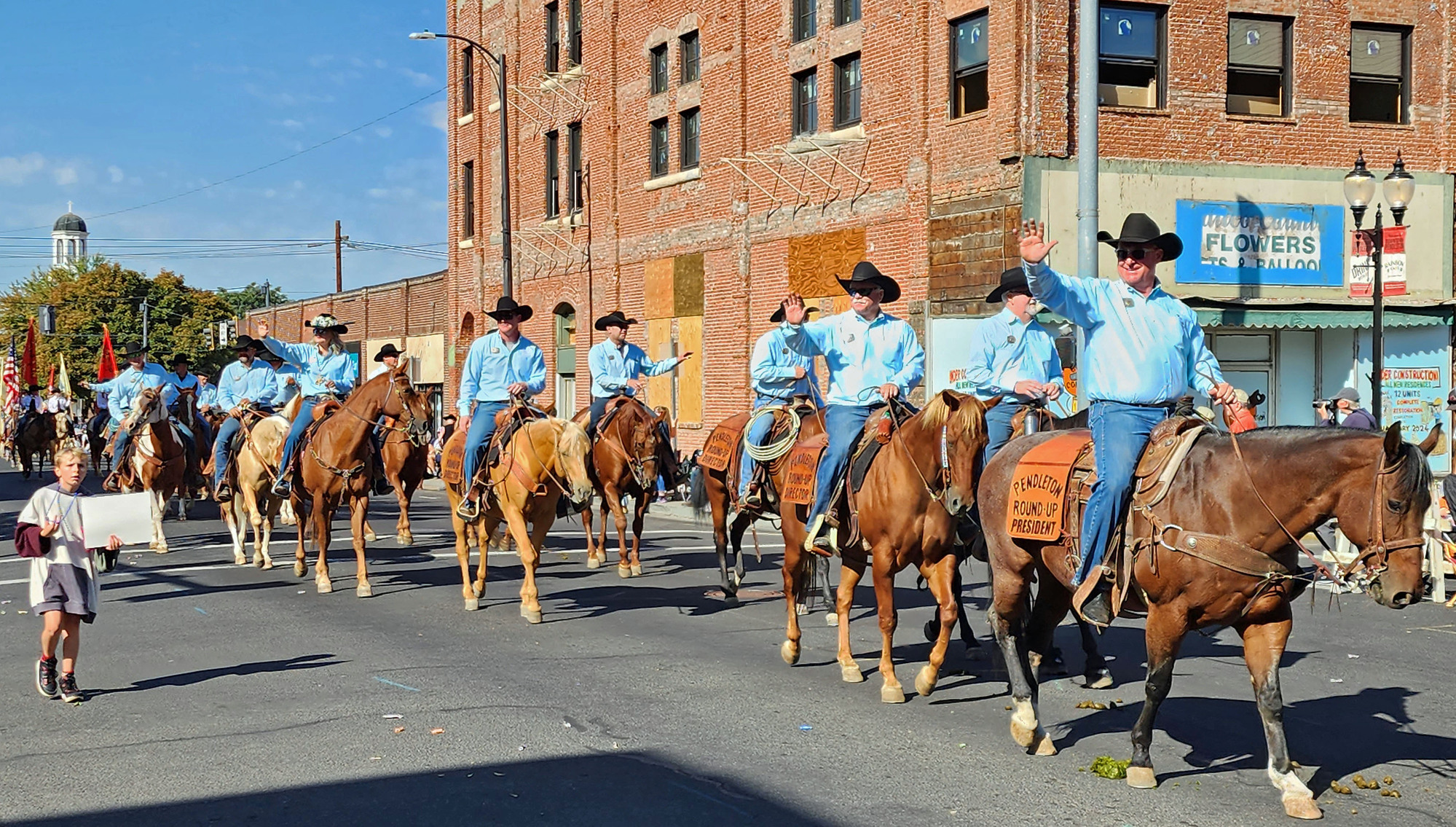 Pendleton DressUp Parade Exploring Northeast Oregon 2023 CycleBlaze
