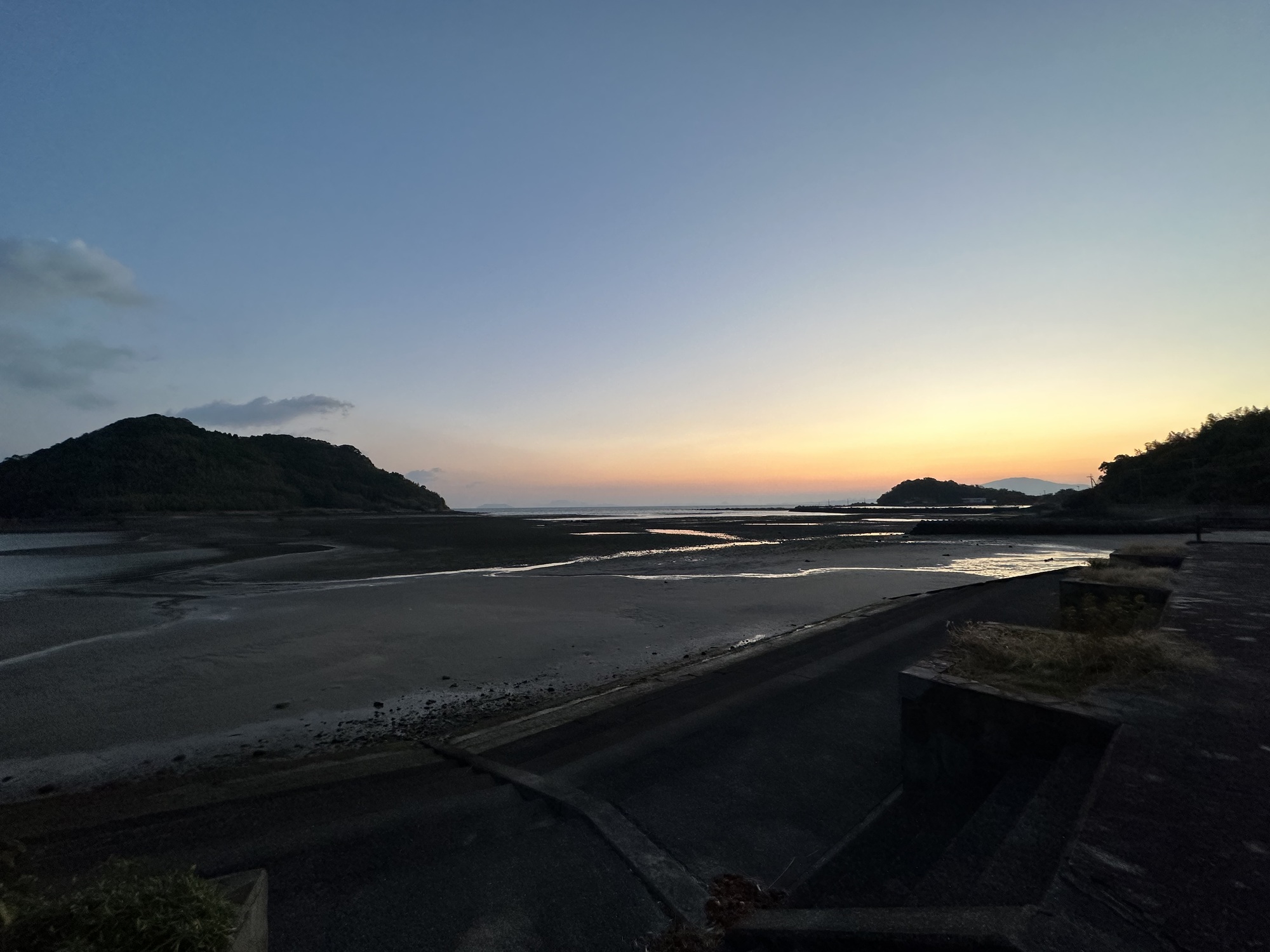 A spectacular ride on Shimoshima Island Six Wheels Through Japan Part